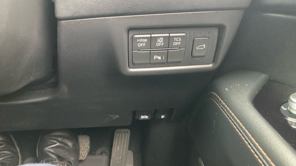 Mazda CX-5 2.0 e-Skyactiv G MHEV Exclusive-Line 5dr Auto Petrol Estate - Image 33