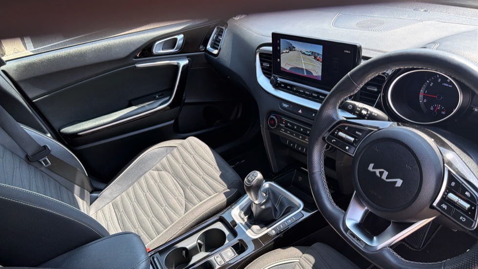 Kia Ceed 1.5T GDi ISG GT-Line 5dr Petrol Hatchback - Image 14