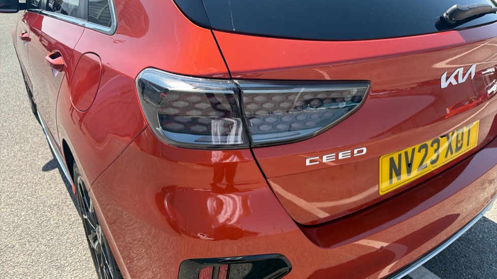 Kia Ceed 1.5T GDi ISG GT-Line 5dr Petrol Hatchback - Image 33