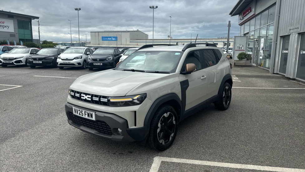 Dacia Duster 1.6 Hybrid 140 Extreme 5dr Auto Hybrid Estate - Image 8
