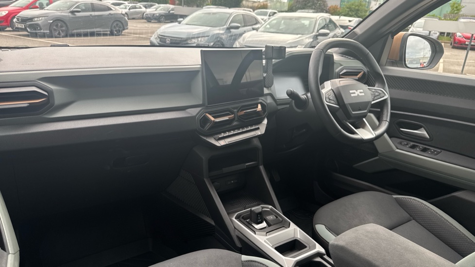 Dacia Duster 1.6 Hybrid 140 Extreme 5dr Auto Hybrid Estate - Image 9