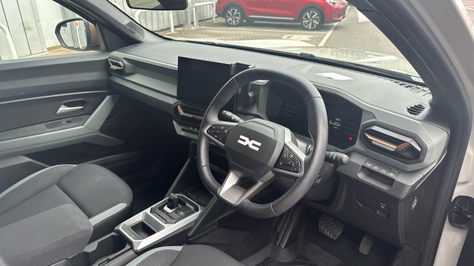 Dacia Duster 1.6 Hybrid 140 Extreme 5dr Auto Hybrid Estate - Image 11