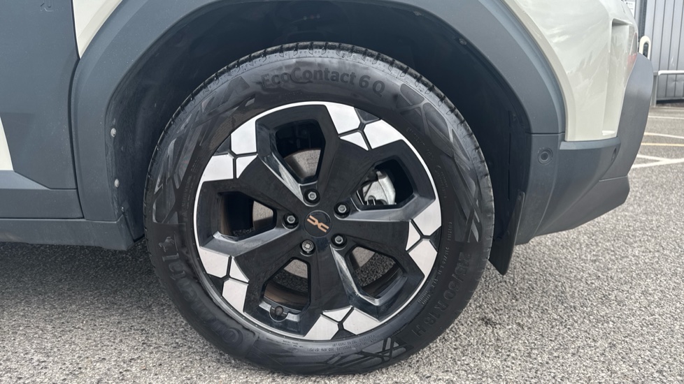Dacia Duster 1.6 Hybrid 140 Extreme 5dr Auto Hybrid Estate - Image 23