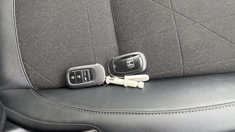 Honda HR-V 1.5 eHEV Advance 5dr CVT Hybrid Hatchback - Image 20