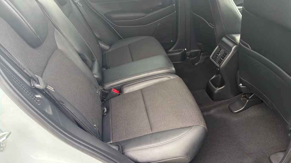 Honda HR-V 1.5 eHEV Advance 5dr CVT Hybrid Hatchback - Image 36