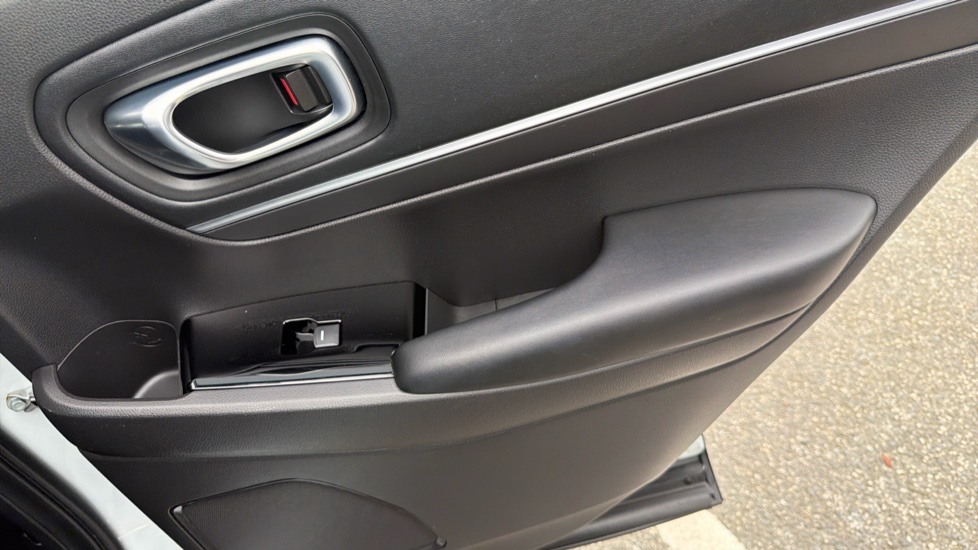 Honda HR-V 1.5 eHEV Advance 5dr CVT Hybrid Hatchback - Image 38