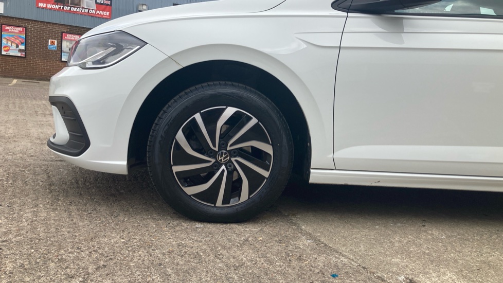 Volkswagen Polo 1.0 TSI Life 5dr Petrol Hatchback - Image 7