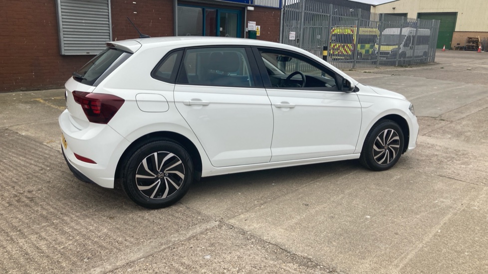 Volkswagen Polo 1.0 TSI Life 5dr Petrol Hatchback - Image 21