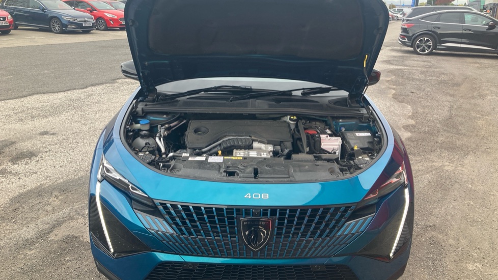 Peugeot 408 1.2 Hybrid 136 GT 5dr e-DSC6 Petrol Hatchback - Image 8