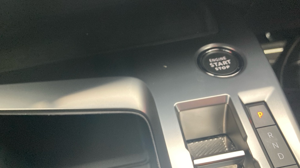 Peugeot 408 1.2 Hybrid 136 GT 5dr e-DSC6 Petrol Hatchback - Image 30