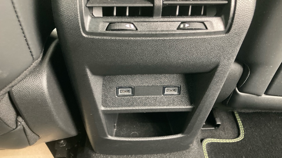 Peugeot 408 1.2 Hybrid 136 GT 5dr e-DSC6 Petrol Hatchback - Image 40