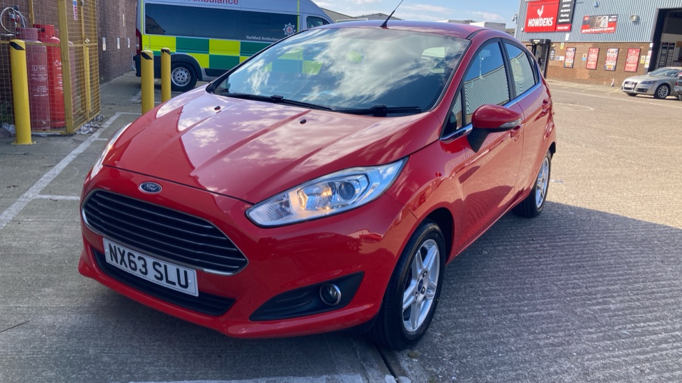 Ford Fiesta 1.25 82 Zetec 5dr Petrol Hatchback - Image 37