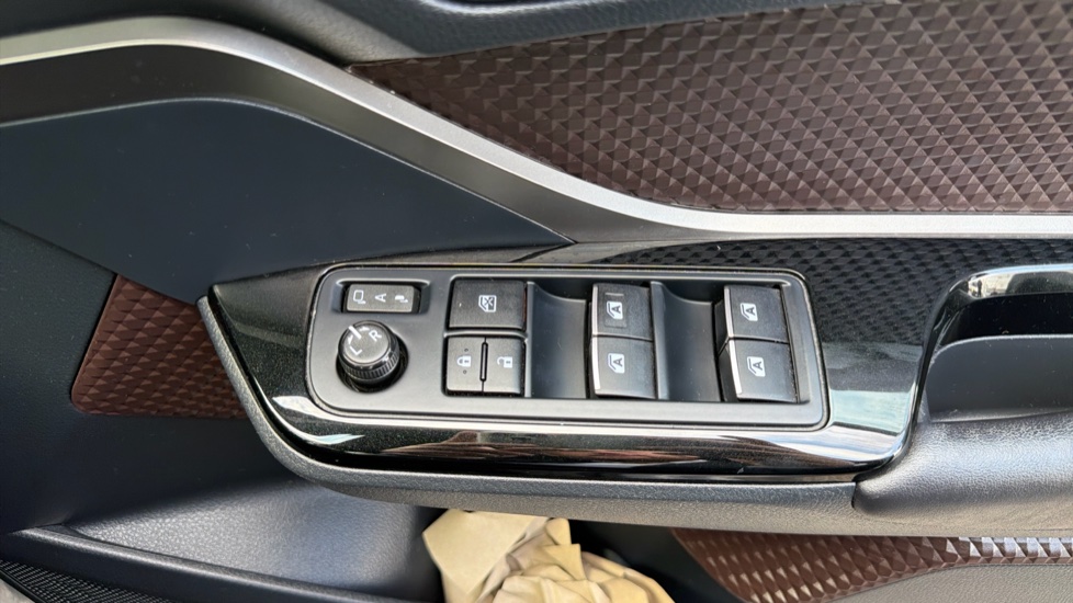 Toyota C-HR 1.2T Excel 5dr Petrol Hatchback - Image 39