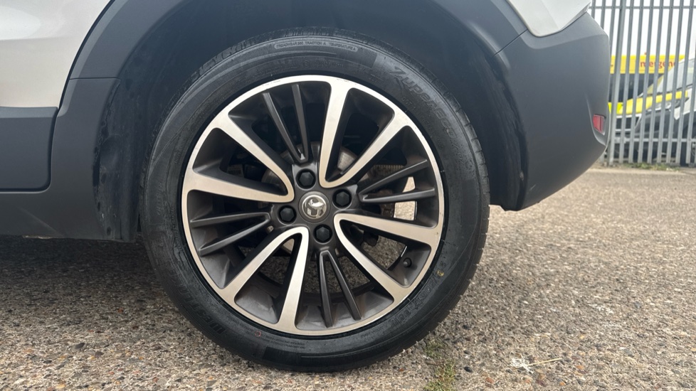 Vauxhall Crossland X 1.2T ecoTec [110] Elite 5dr [6 Speed] [S/S] Petrol Hatchback - Image 21