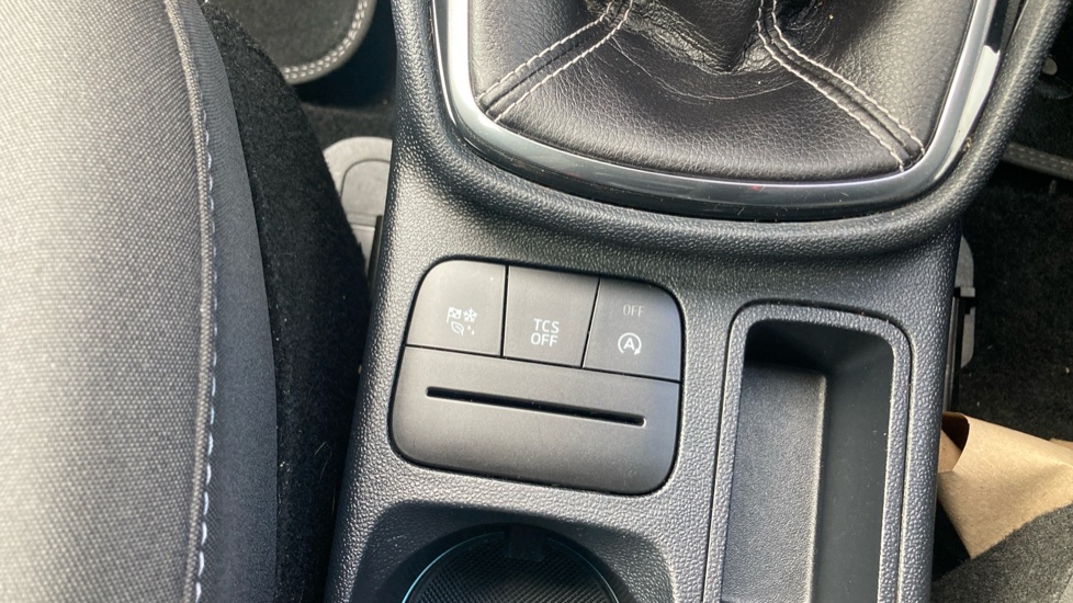 Ford Fiesta 1.0 EcoBoost 95 Titanium 5dr Petrol Hatchback - Image 35