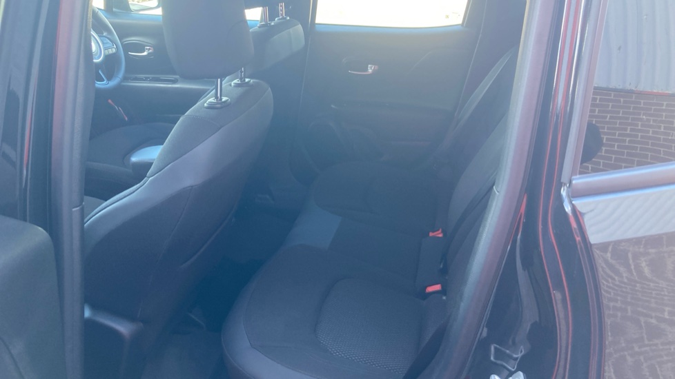 Jeep Renegade 1.0 T3 GSE Night Eagle II 5dr Petrol Hatchback - Image 16