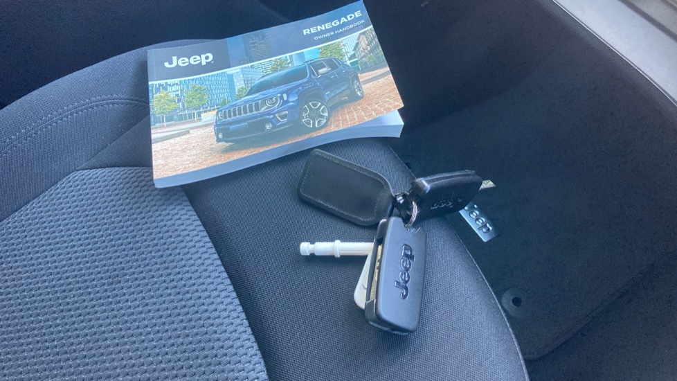 Jeep Renegade 1.0 T3 GSE Night Eagle II 5dr Petrol Hatchback - Image 19
