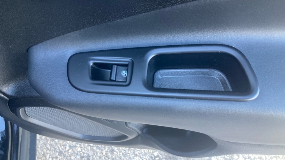 Jeep Renegade 1.0 T3 GSE Night Eagle II 5dr Petrol Hatchback - Image 39