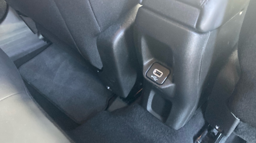 Jeep Renegade 1.0 T3 GSE Night Eagle II 5dr Petrol Hatchback - Image 40