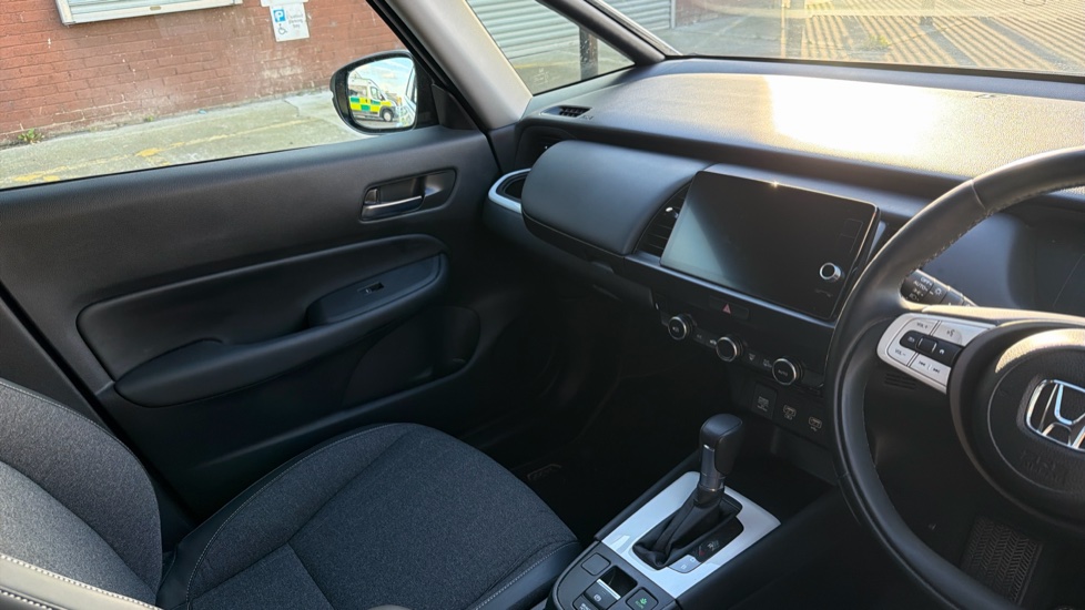 Honda Jazz 1.5 i-MMD Hybrid Advance 5dr eCVT Hybrid Hatchback - Image 14