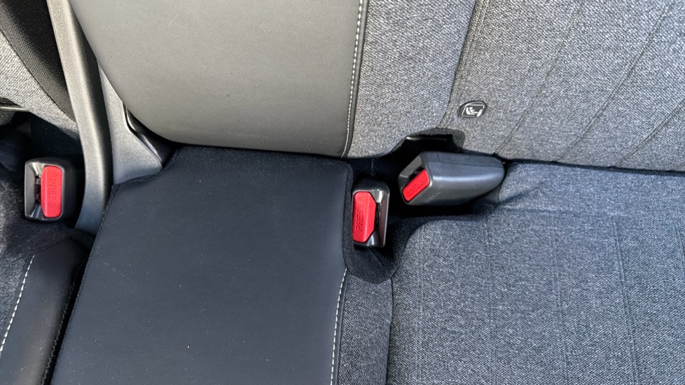 Honda Jazz 1.5 i-MMD Hybrid Advance 5dr eCVT Hybrid Hatchback - Image 17