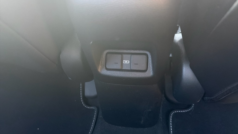 Honda Jazz 1.5 i-MMD Hybrid Advance 5dr eCVT Hybrid Hatchback - Image 26