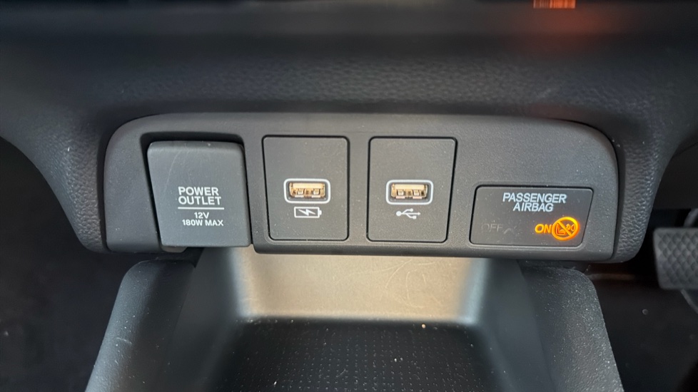 Honda Jazz 1.5 i-MMD Hybrid Advance 5dr eCVT Hybrid Hatchback - Image 31