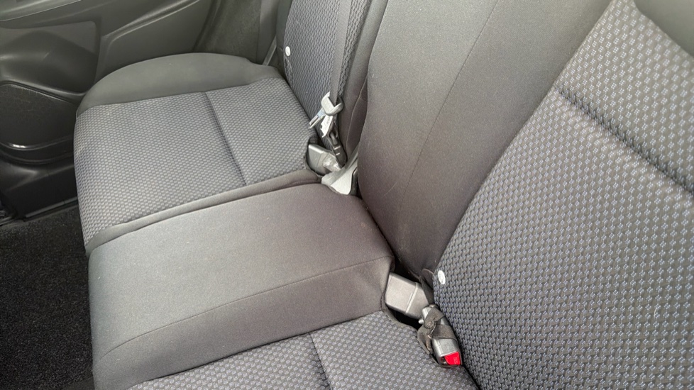Honda Jazz 1.3 i-VTEC S 5dr Petrol Hatchback - Image 17