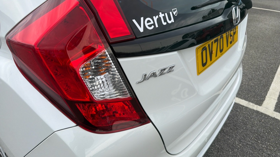 Honda Jazz 1.3 i-VTEC S 5dr Petrol Hatchback - Image 28