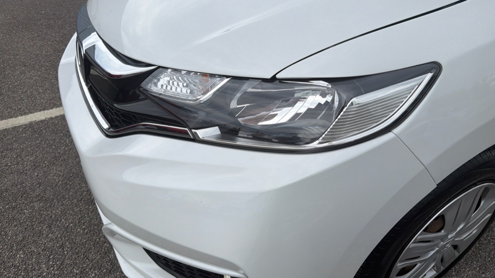 Honda Jazz 1.3 i-VTEC S 5dr Petrol Hatchback - Image 31