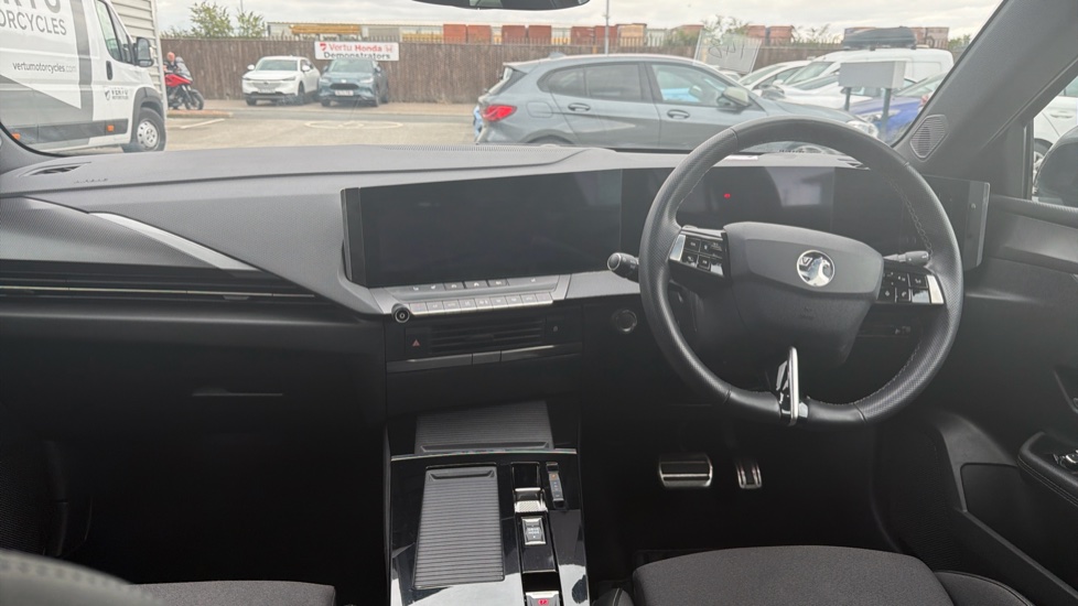 Vauxhall Astra 1.2 Turbo 130 GS 5dr Auto Petrol Hatchback - Image 10