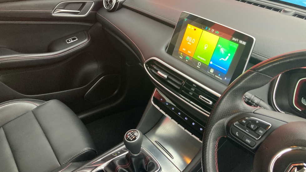 MG HS 1.5 T-GDI Excite 5dr Petrol Hatchback - Image 14