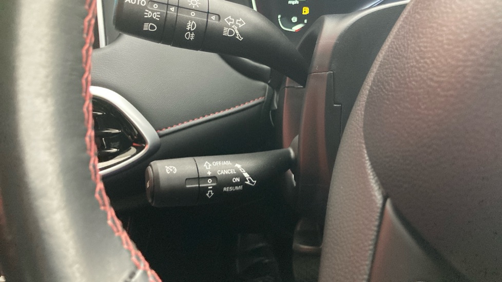 MG HS 1.5 T-GDI Excite 5dr Petrol Hatchback - Image 25