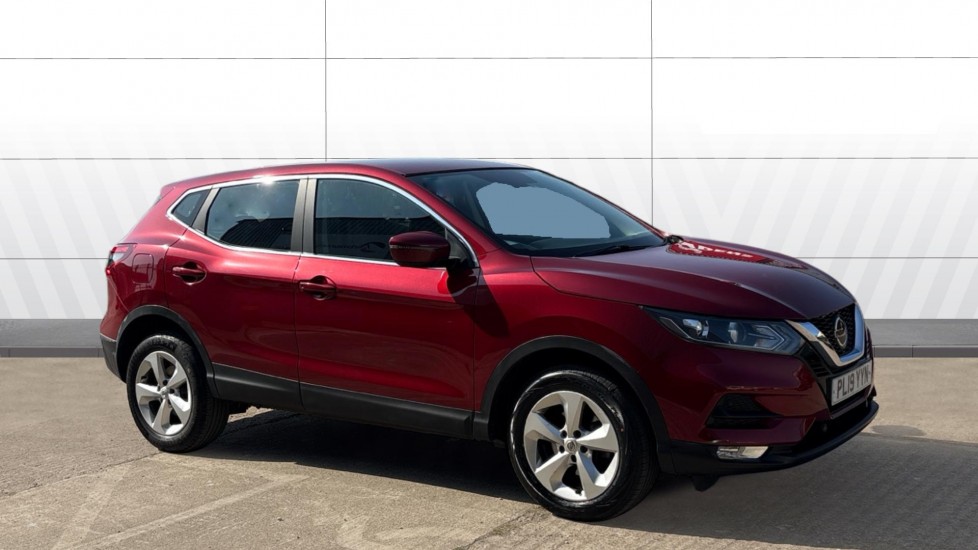 Nissan Qashqai 1.3 DiG-T Acenta Premium 5dr Petrol Hatchback - Image 1