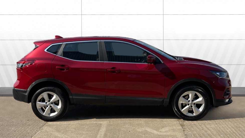 Nissan Qashqai 1.3 DiG-T Acenta Premium 5dr Petrol Hatchback - Image 5