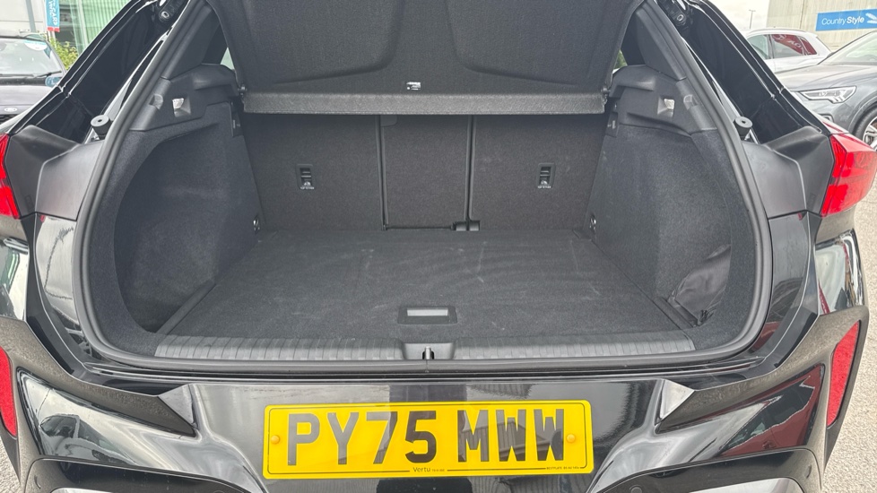 CUPRA Terramar 1.5 eTSI 150 V2 5dr DSG Petrol Hatchback - Image 4