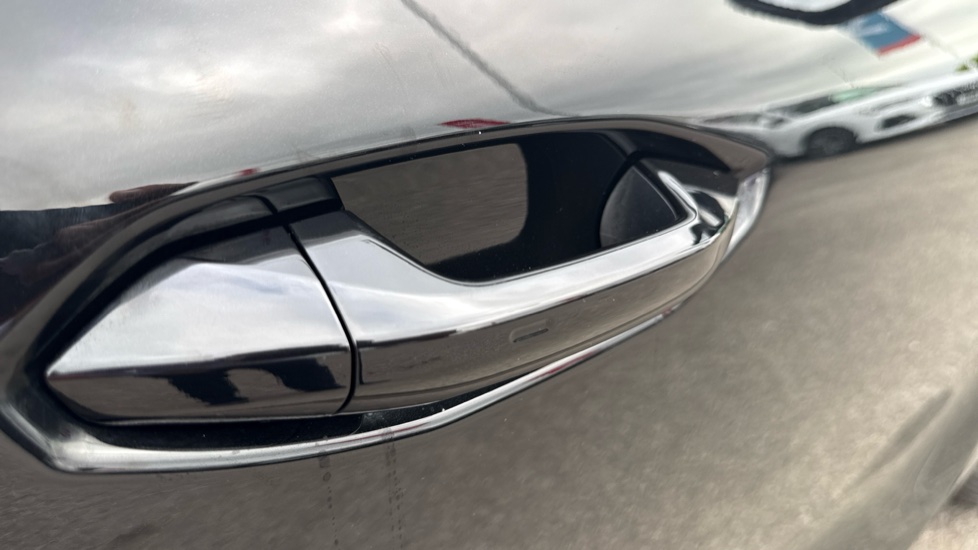 CUPRA Terramar 1.5 eTSI 150 V2 5dr DSG Petrol Hatchback - Image 24