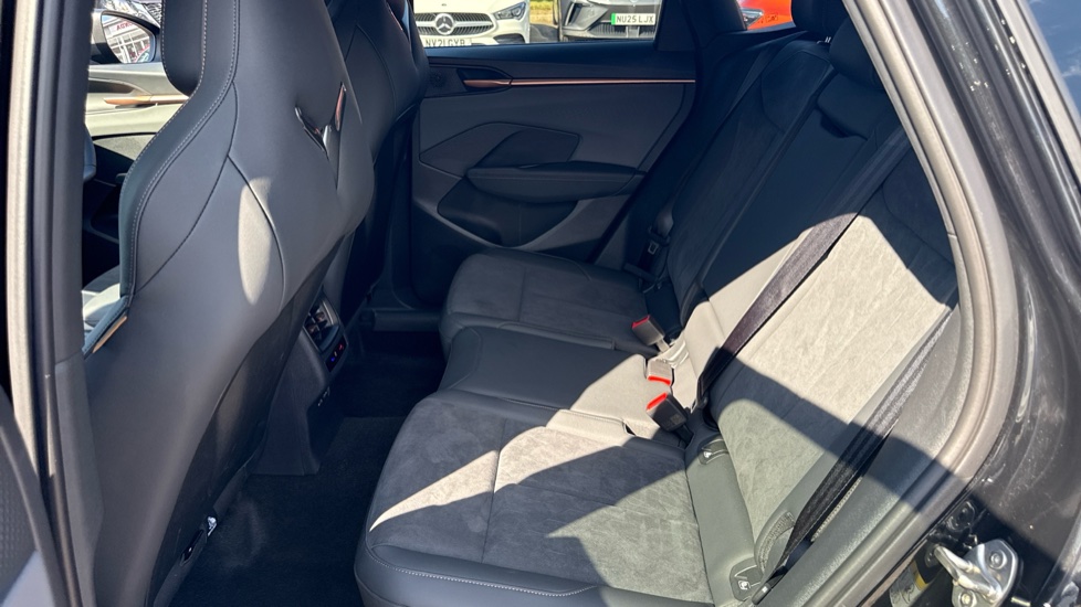 CUPRA Terramar 1.5 eTSI 150 V2 5dr DSG Petrol Hatchback - Image 16