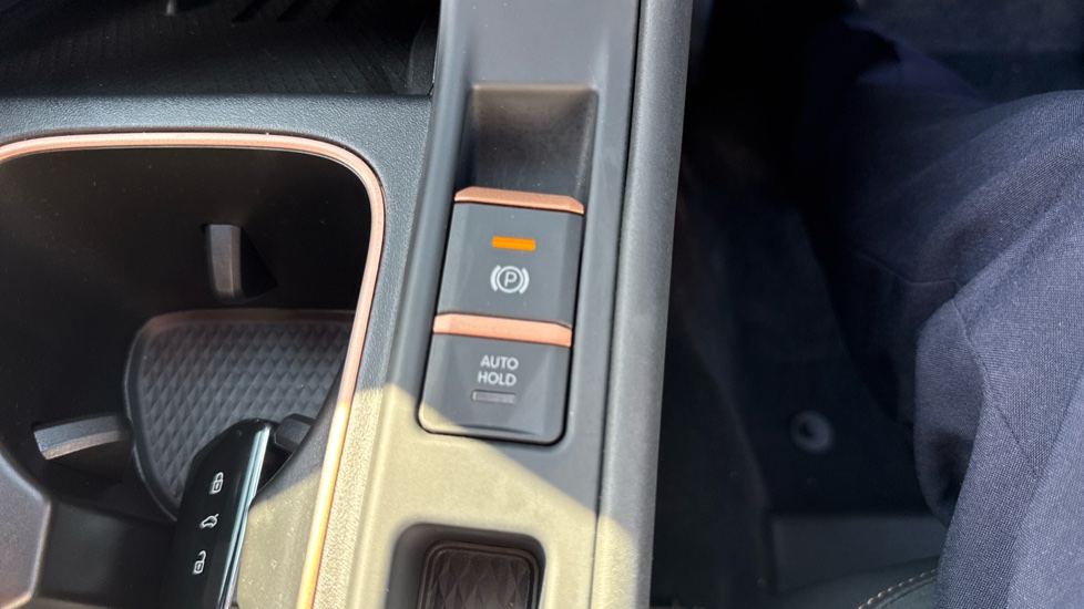 CUPRA Terramar 1.5 eTSI 150 V2 5dr DSG Petrol Hatchback - Image 32