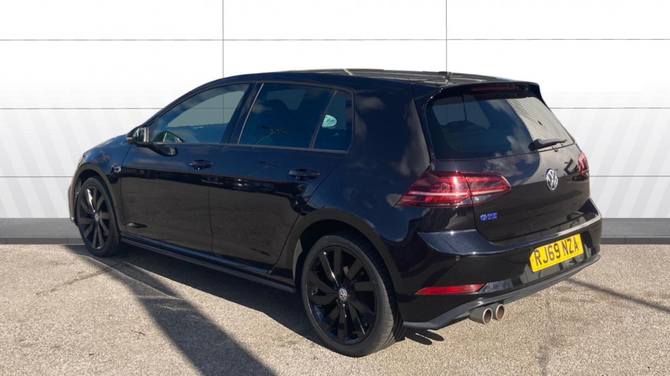 Volkswagen Golf 1.4 TSI GTE Advance 5dr DSG Hatchback - Image 2