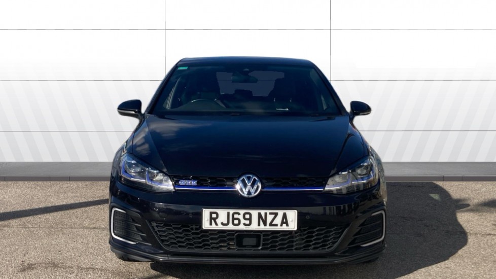 Volkswagen Golf 1.4 TSI GTE Advance 5dr DSG Hatchback - Image 3