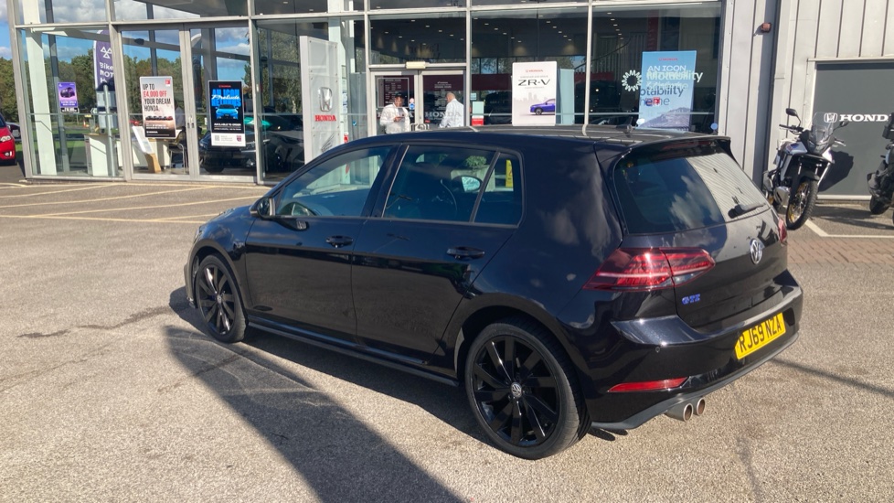 Volkswagen Golf 1.4 TSI GTE Advance 5dr DSG Hatchback - Image 22