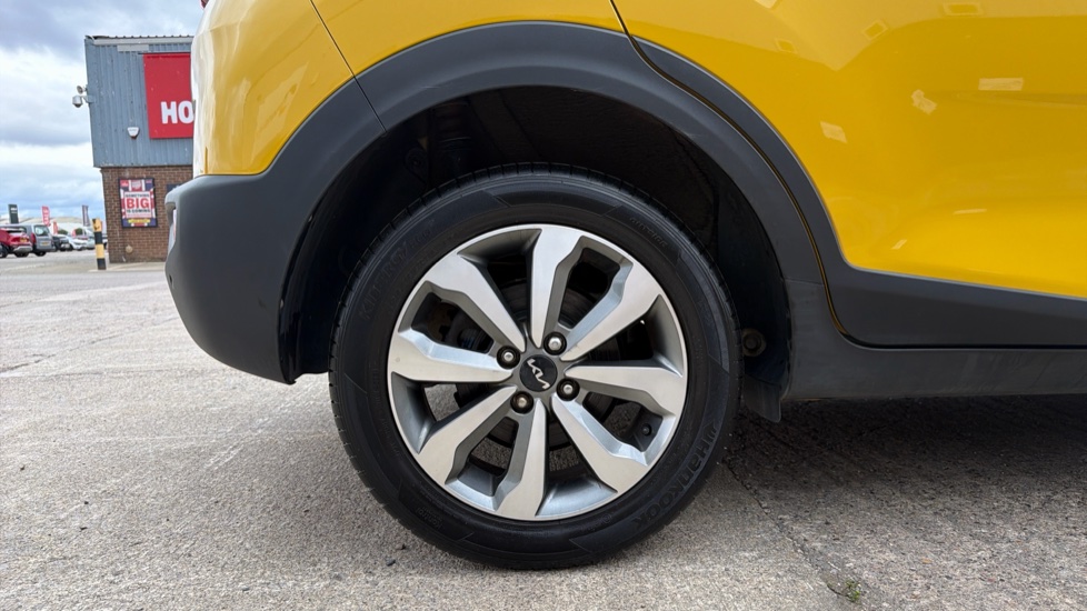 Kia Stonic 1.0T GDi 99 2 5dr DCT Petrol Estate - Image 7