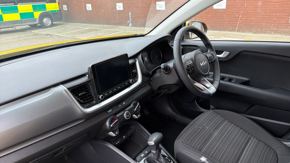 Kia Stonic 1.0T GDi 99 2 5dr DCT Petrol Estate - Image 9