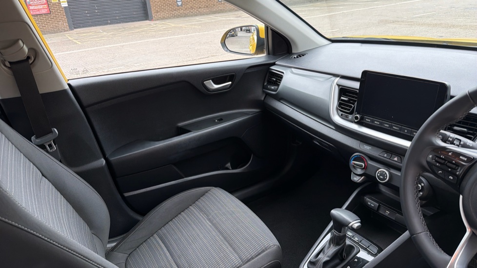Kia Stonic 1.0T GDi 99 2 5dr DCT Petrol Estate - Image 14