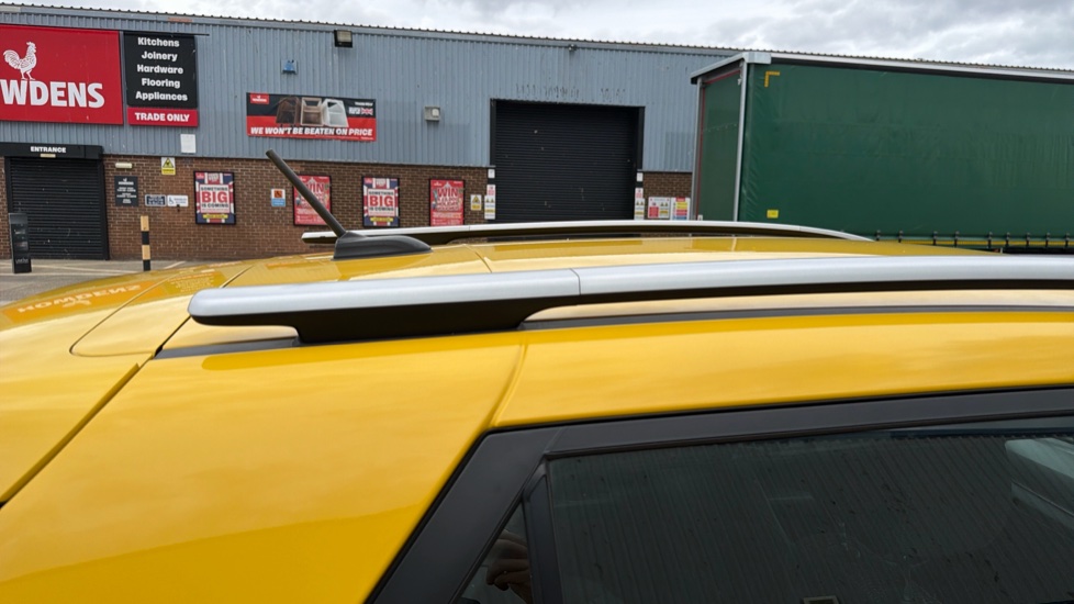 Kia Stonic 1.0T GDi 99 2 5dr DCT Petrol Estate - Image 35