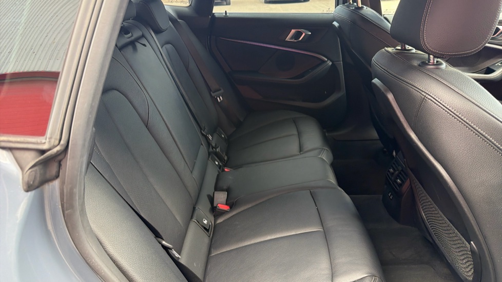 BMW 2 Series 218i [136] M Sport 4dr DCT Petrol Saloon - Image 16