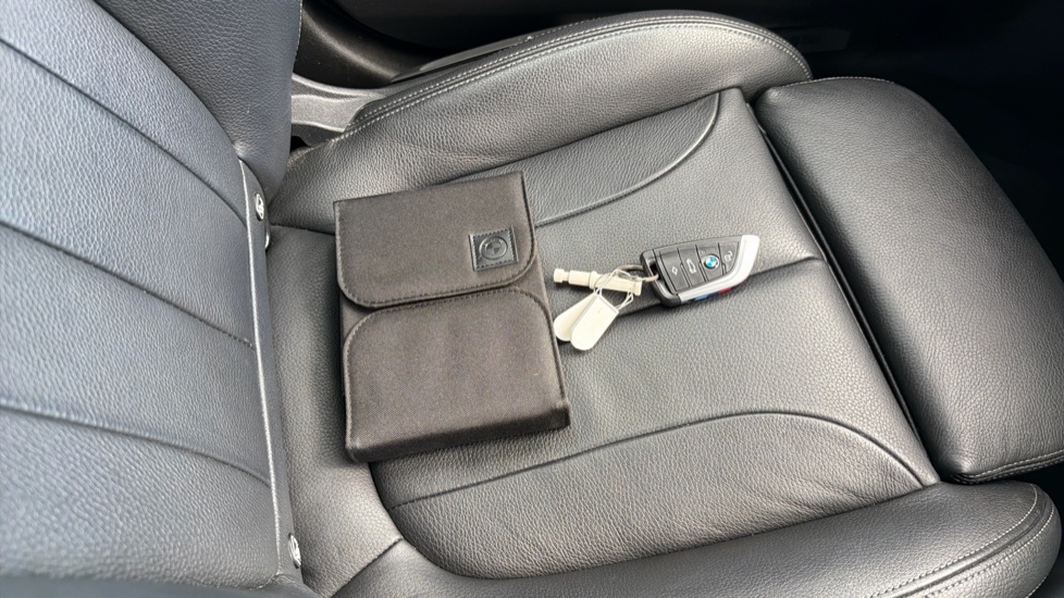 BMW 2 Series 218i [136] M Sport 4dr DCT Petrol Saloon - Image 19