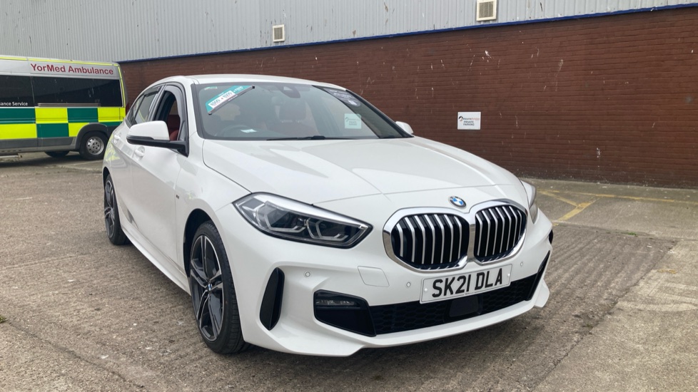 BMW 1 Series 118i [136] M Sport 5dr Petrol Hatchback - Image 4