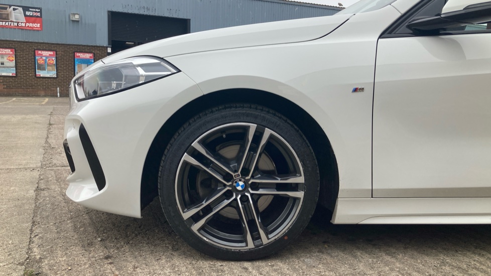 BMW 1 Series 118i [136] M Sport 5dr Petrol Hatchback - Image 7